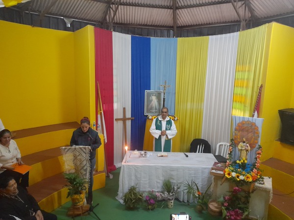 Comerciantes de La Placita de Encarnación honra a San Cayetano con misa y procesión