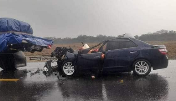 Dos jóvenes mueren en accidente de tránsito en Alberdi – Pilar - Noticiero Paraguay