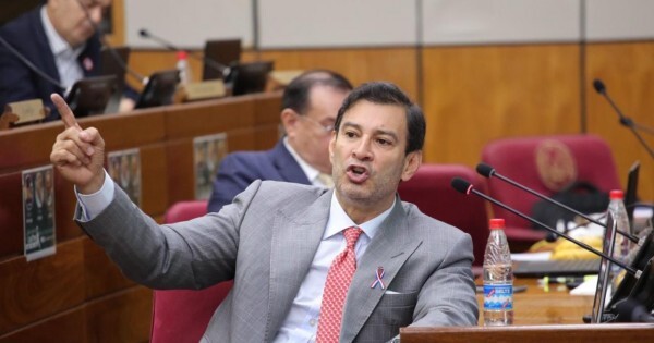Beto tilda a Varela y Soto de "neo cartistas" y les acusa de echar a dirigentes de Honor Colorado
