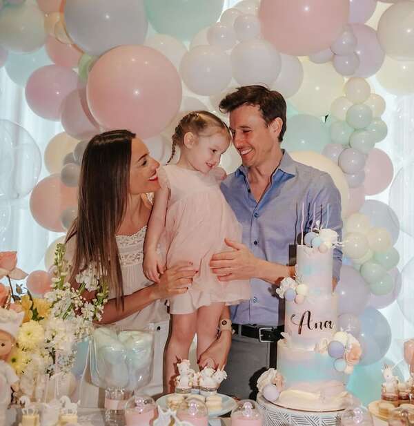 Pampita Ardohain celebró los tres años de Ana. ¡Mirá las postales! - Gente - ABC Color