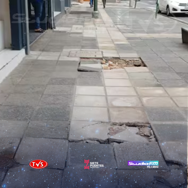 ASUNCIÓN: PELIGROSOS HUNDIMIENTOS EN OBRAS DE CABLEADO DE PALMA - TVS