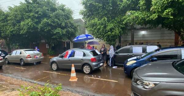 Diario HOY | Encarnación: choferes de plataformas salen a las calles y piden derogar ordenanza