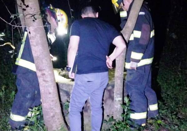 Hallan cadáver de una mujer en un pozo •