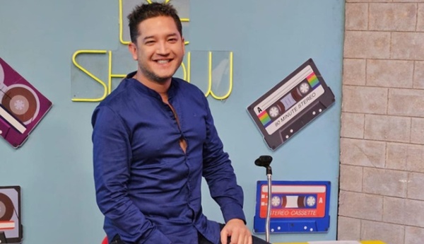 Una seguidora dejó boquiabierto a Junior Rodríguez - Teleshow