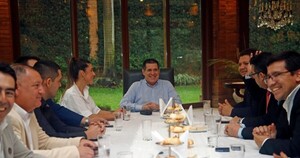 Los colorados respaldan a Cartes tras las sanciones y fuerzan al Gobierno a convocar a Ostfield