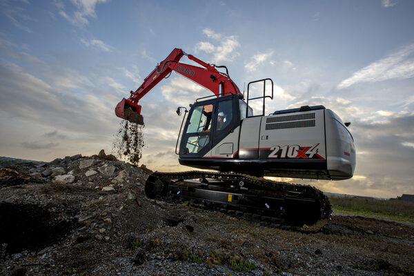 Link-Belt lanza nueva serie X4 de excavadoras en Sudamérica - Amigo Camionero