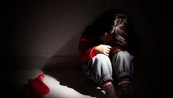 Cinco niñas habrían sido abusadas por un primo de 13 años en Concepción