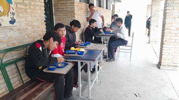 Hambre Cero: precariedad en servicio del almuerzo escolar en Ypané y San Antonio - Nacionales - ABC Color