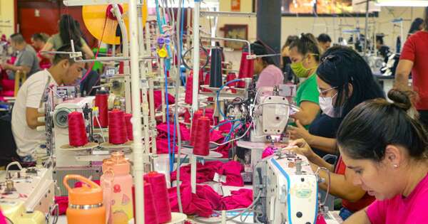 La Nación / El grado de inversión facilitará la promoción de productos maquilados