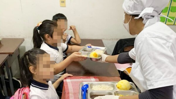 Hambre Cero: Escuelas denuncian que recibieron menos cantidad de leche