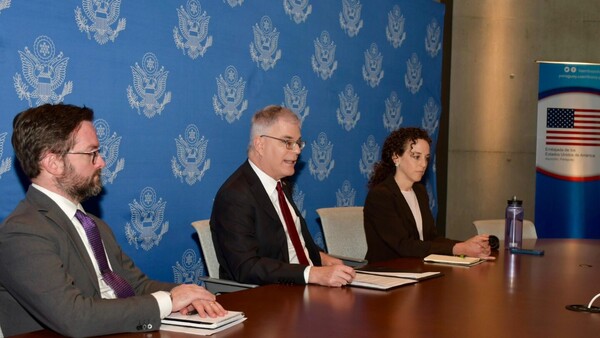 Ministro de Exteriores convoca para hoy al embajador de EEUU