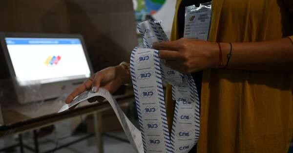 La Nación / Centro Carter descarta ataque informático en elecciones de Venezuela