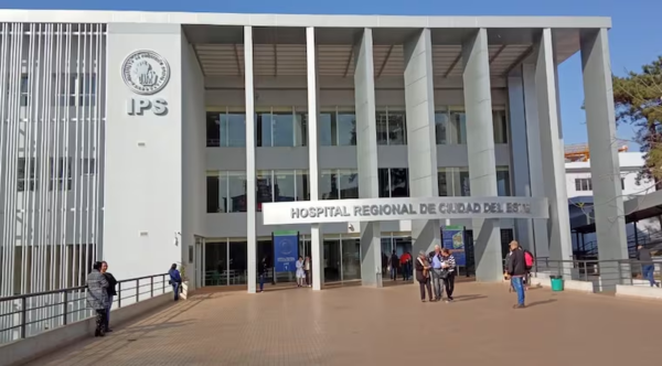 IPS queda casi sin cirujanos pediátricos tras desvinculación de médicos en CDE