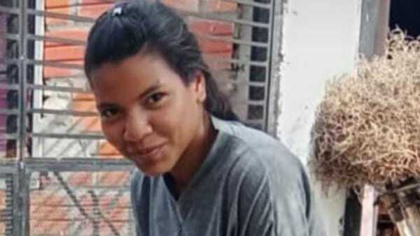 Joven busca a su hermana desaparecida hace más de un mes