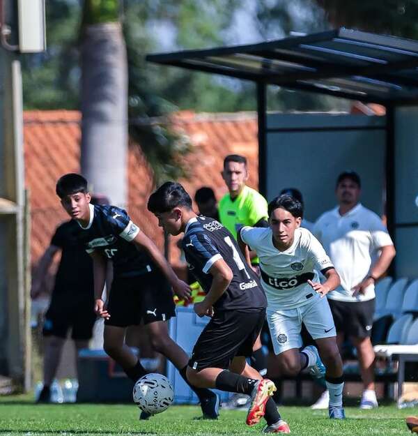 Sub 13: empate en clásico blanco y negro - Fútbol - ABC Color