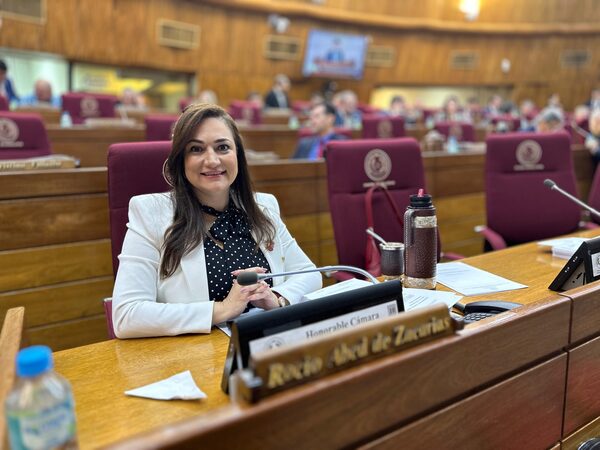 Diputada Abed lamenta arbitrariedad en nueva sanción contra expresidente Cartes - La Clave