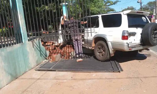Nena de 4 años muere arrollada por una camioneta en Ypané – Prensa 5