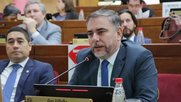 Para el senador liberal Ever Villalba, adelantar las internas profundizará la crisis del PLRA - OviedoPress