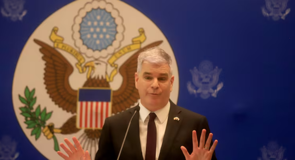 Gobierno pide que se acelere la salida del embajador Ostfield de Paraguay