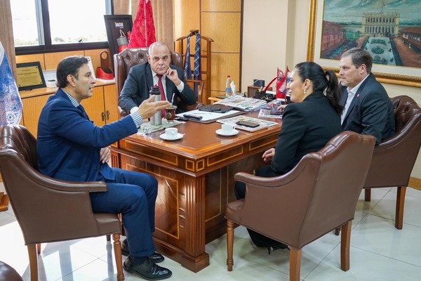 Titular del MOPC y senadores abordan sobre reforma del transporte público - ADN Digital