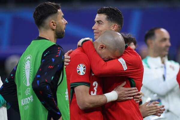 Cristiano destaca su "amistad y respeto" por Pepe - Fútbol Internacional - ABC Color