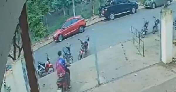 La Nación / Concepción: devolvieron una moto robada porque el autor estaba ebrio y se confundió