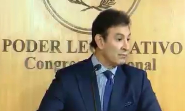 Elvio Castro responde a las acusaciones de Beto Ovelar y asegura que no entrará en polémicas - OviedoPress