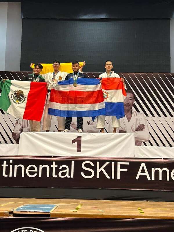 Karate: Dieter Rinck con medalla de plata en México - Polideportivo - ABC Color