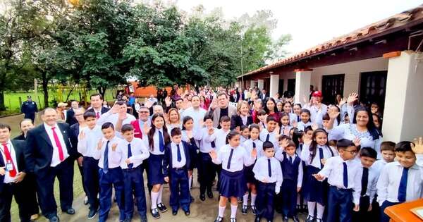 La Nación / Escuelas de Guairá, con 100 % de asistencia en los primeros días