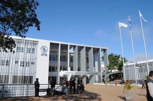 Directora del IPS de CDE dice que buscarán la reposición de cirujanos pediátricos - La Clave
