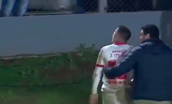 Iturbe “desafió” a unos hinchas y el video del momento se hizo viral en redes