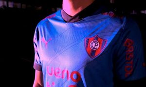 “Símbolo de unidad y pasión”: Apareció la tercera equipación de Cerro Porteño