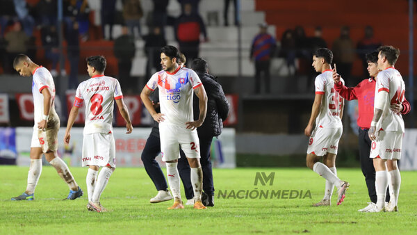 Versus / ¿Recuperará Cerro a algunas de sus figuras para el partido ante Sol?