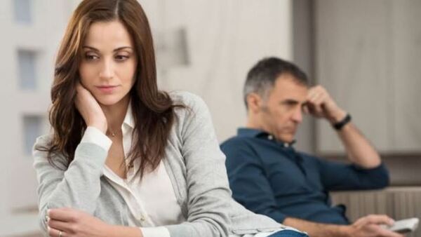 “Mi pareja escucha chismes de mí y me mata con su indiferencia”