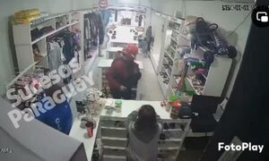 Violento asalto en un local comercial de Ñemby