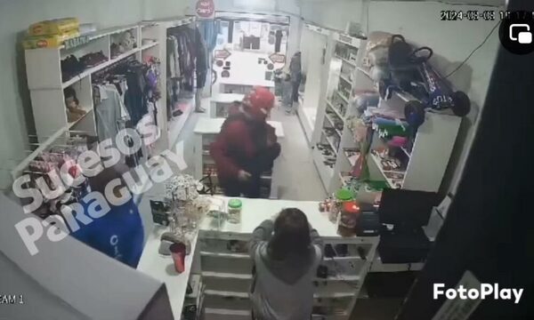 Violento asalto en un local comercial de Ñemby