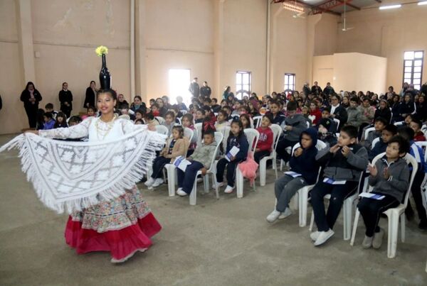 Cierre del Programa Educando en Justicia en Paraguarí
