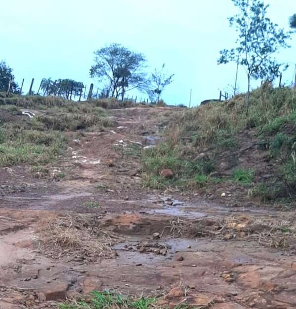 Ybycuí: piden urgente reparación del camino vecinal del tramo Tacuapity - César Barrientos - Nacionales - ABC Color