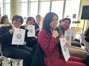 Taiwán entregó 49 becas a estudiantes paraguayos - Nacionales - ABC Color