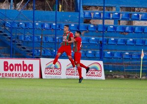 Versus / Tembetary gana su sexto partido consecutivo y mete presión