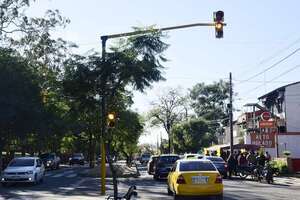 Asunción: semáforos se instalan en zona del Palacio de Justicia, en Sajonia - Nacionales - ABC Color