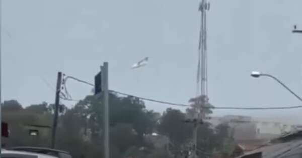 La Nación / Sorprende fenómeno en Sudamérica; caen tres aviones con pocas horas de diferencia