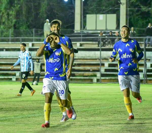 Intermedia: Encarnación FC lleva los puntos al Sur - Fútbol de Ascenso de Paraguay - ABC Color