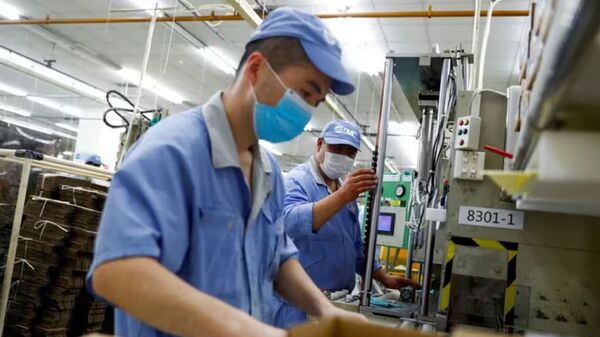 Los fabricantes chinos se están arruinando