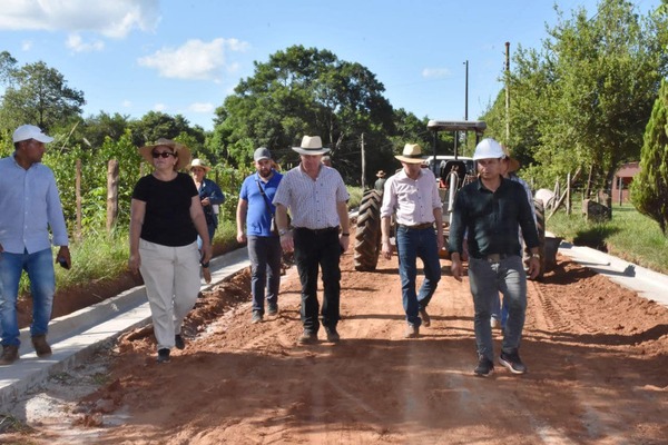 Secretaría de Obras de Itapúa culmina importantes proyectos de infraestructura