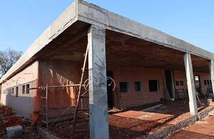 Construcción del Bloque de Nefrología en Hospital de Hernandarias registra un avance del 54% | DIARIO PRIMERA PLANA