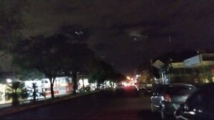 Fallas en el contactor dejan a oscuras la avenida Caballero en Encarnación