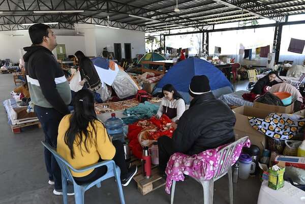 IPS: Carencias que sufren internados y familiares se agravan con el frío, en el Hospital Central - Nacionales - ABC Color