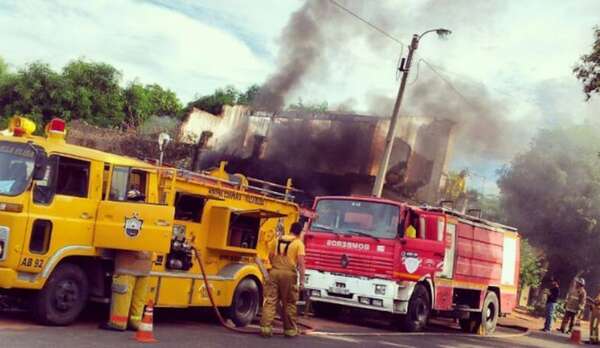 Bomberos de Villa Elisa organizan comilona para recaudar fondos - Nacionales - ABC Color
