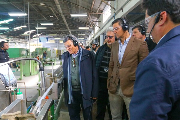 Presidente destaca apuesta de industria paraguaya al trabajo, calidad y desarrollo del país - .::Agencia IP::.